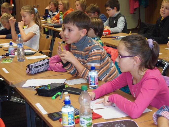 regional round of the Logical Olympiad 2013 in the Hradec Kralove Region